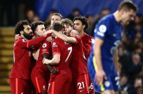 九游登录入口-西亚卡姆巅峰对决，萨拉赫与70激战C9分钟，惊险取胜胜负难料！-九游登录入口